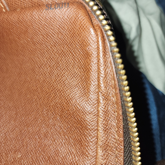 Louis Vuitton Monogram Belt Bag in Brown - Picture 4 of 15